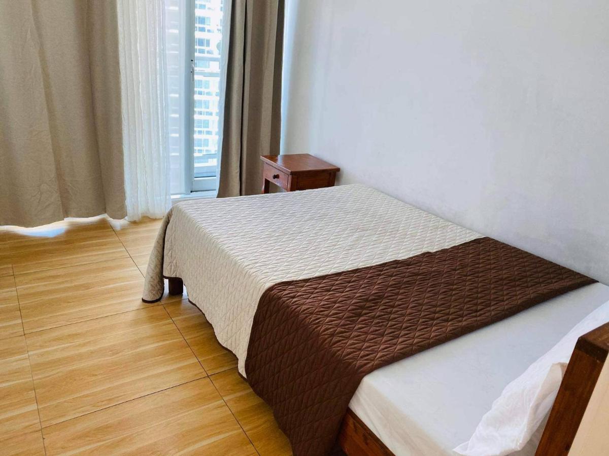 Azure C2 Balcony Wifi Near Mall Airport Multiple Units Paranaque City Exterior photo