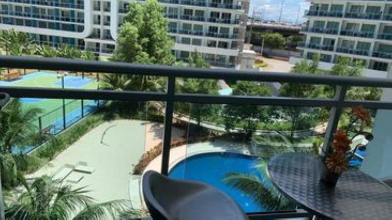 Azure C2 Balcony Wifi Near Mall Airport Multiple Units Paranaque City Exterior photo