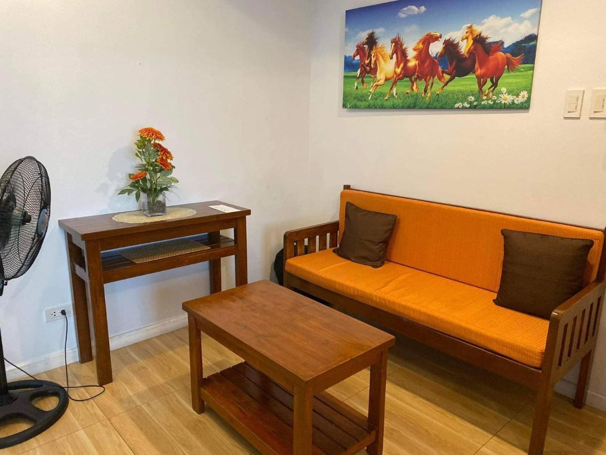 Azure C2 Balcony Wifi Near Mall Airport Multiple Units Paranaque City Exterior photo